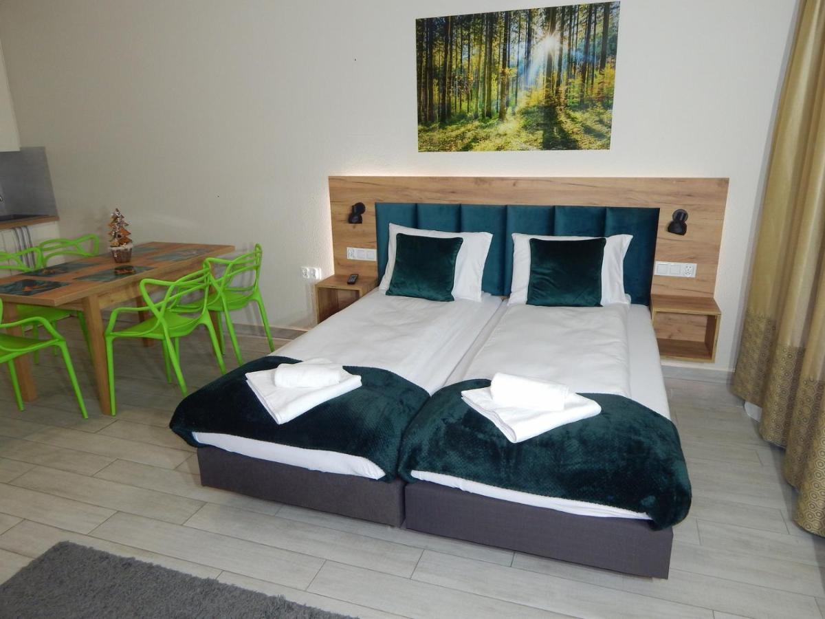 Agat Apartament Czarna Gora Sienna  Exterior photo