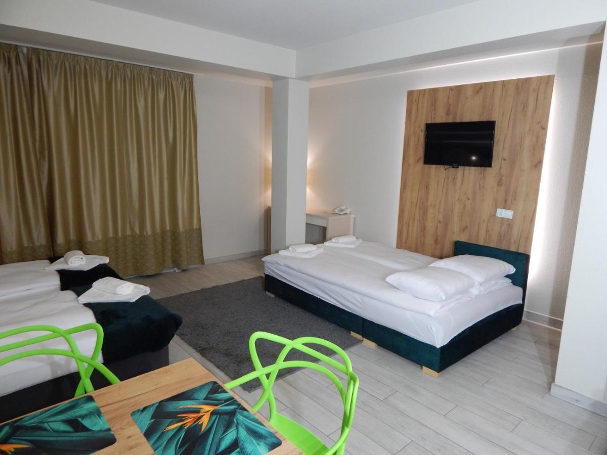 Agat Apartament Czarna Gora Sienna  Exterior photo